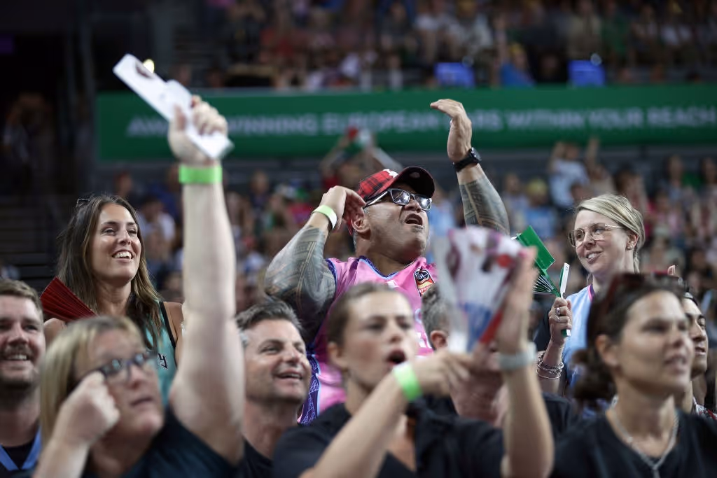 Record Crowd of Nearly 10,000 Will Pack Spark Arena Sunday