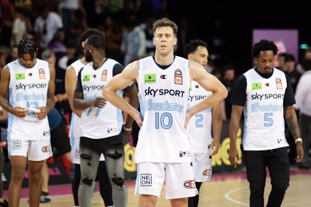 Miracle Shot Beats Breakers at Spark