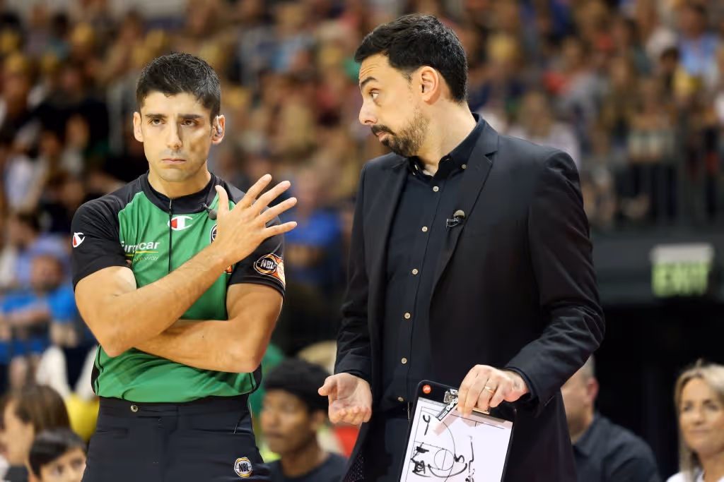 Breakers have No Answers For Tough Travel Schedule in Christchurch