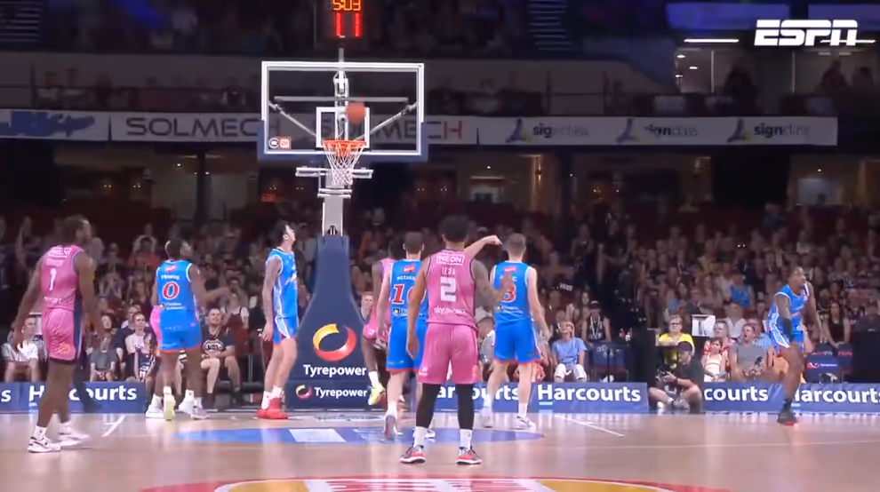 WATCH: Highlights of the Breakers' 85-83 Win over the 36ers in Adelaide