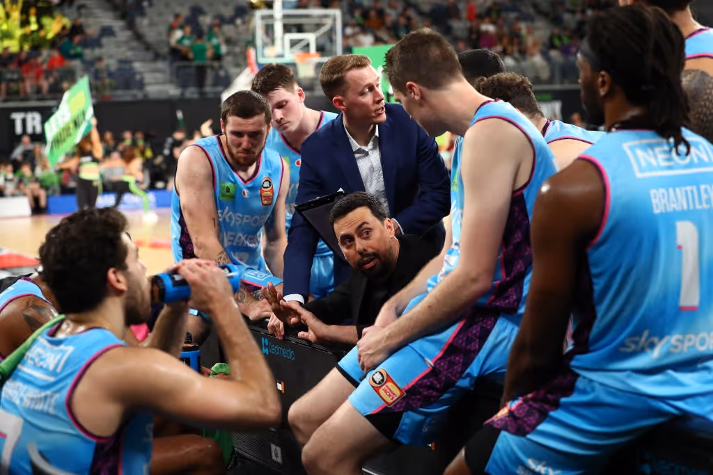 Breakers Aim for Third Straight Win Tonight