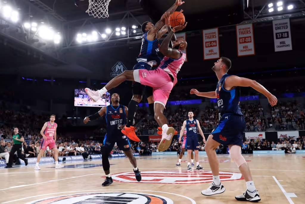 Breakers Begin NBL23 with Overtime Thriller