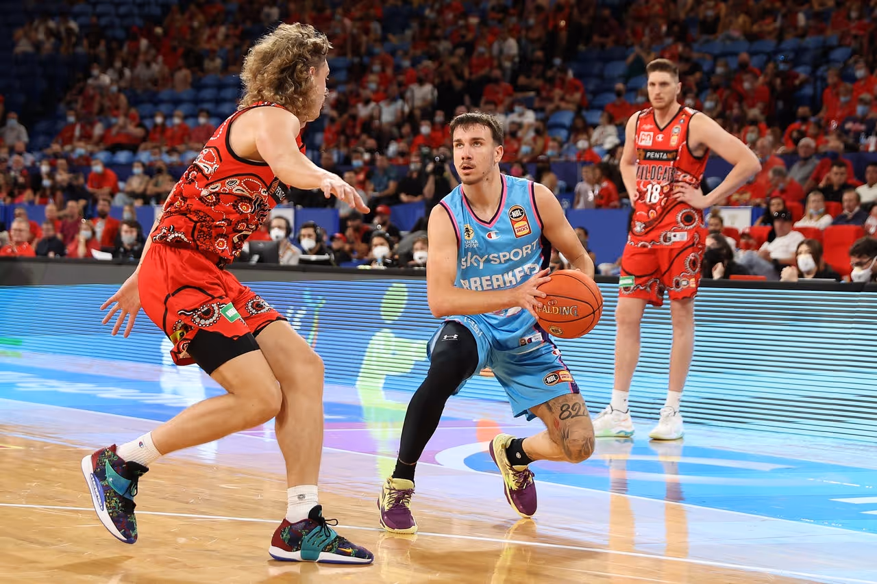 R16: Perth Wildcats vs. New Zealand Breakers Highlights