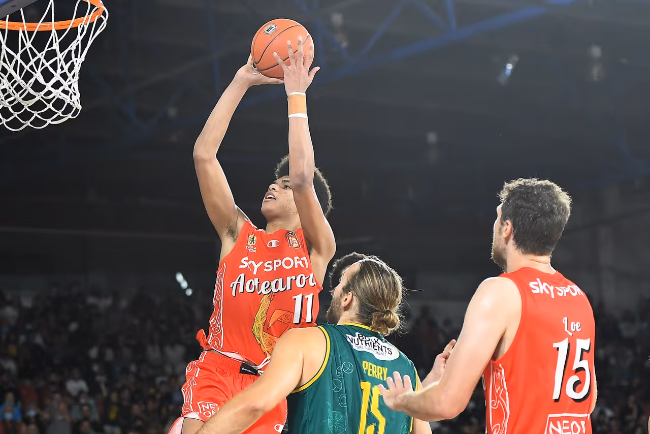 Host of Breakers step up despite loss to JackJumpers
