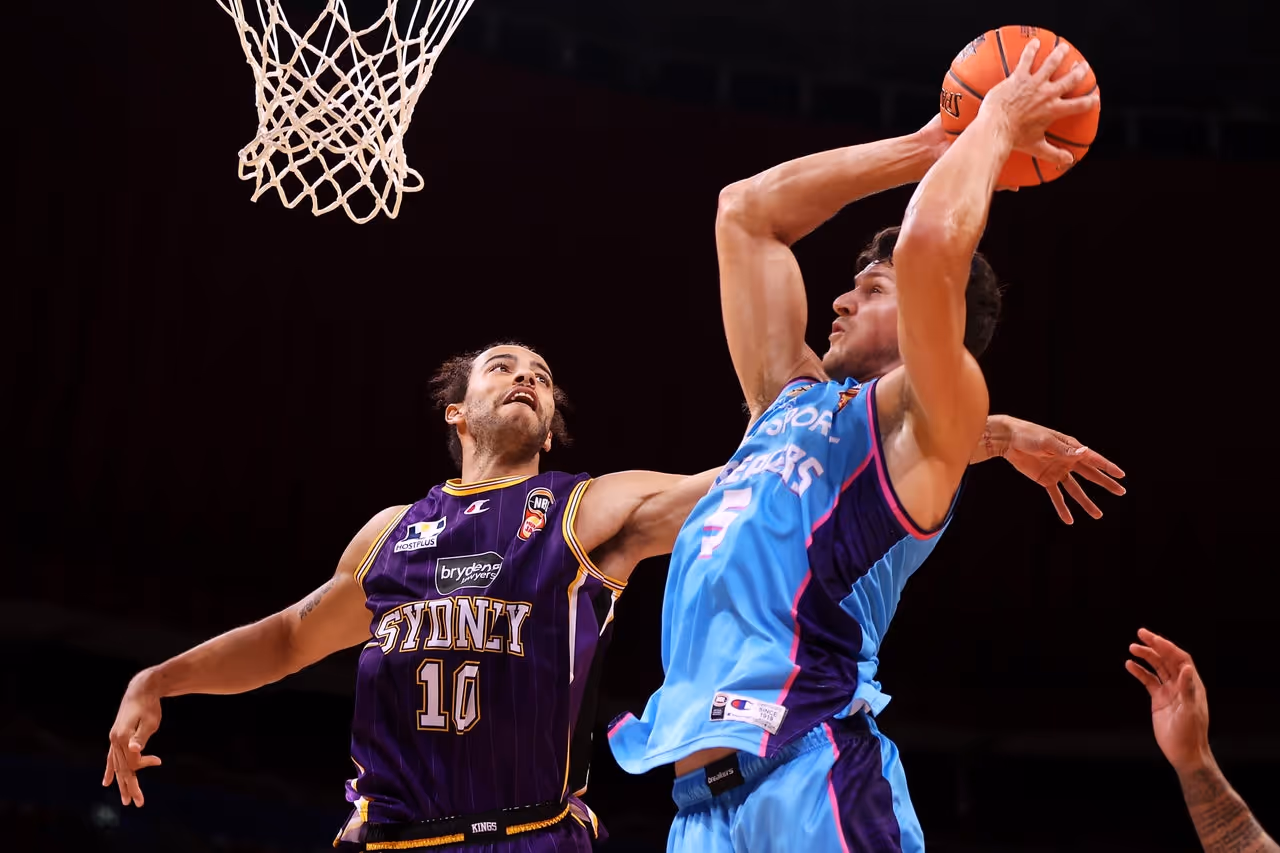 New Zealand Breakers Highlights vs. Sydney Kings