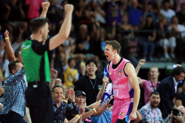 BNZ Breakers To Retire Tom Abercrombie Jersey (#10)