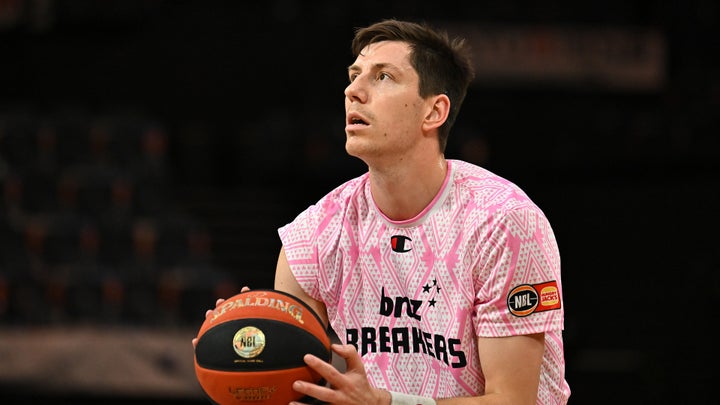 Pineau sidelined with knee injury