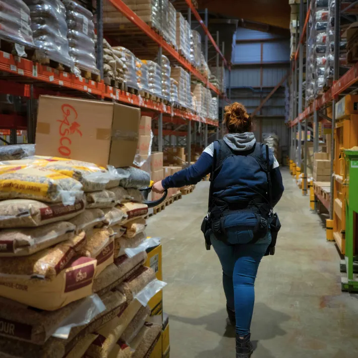 exosquelette Wave sur un ouvrier de chez Gasco