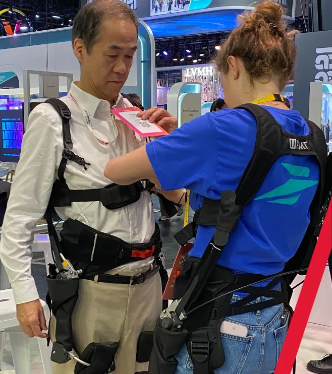 nos experts vous accompagnent - exosquelette nuque