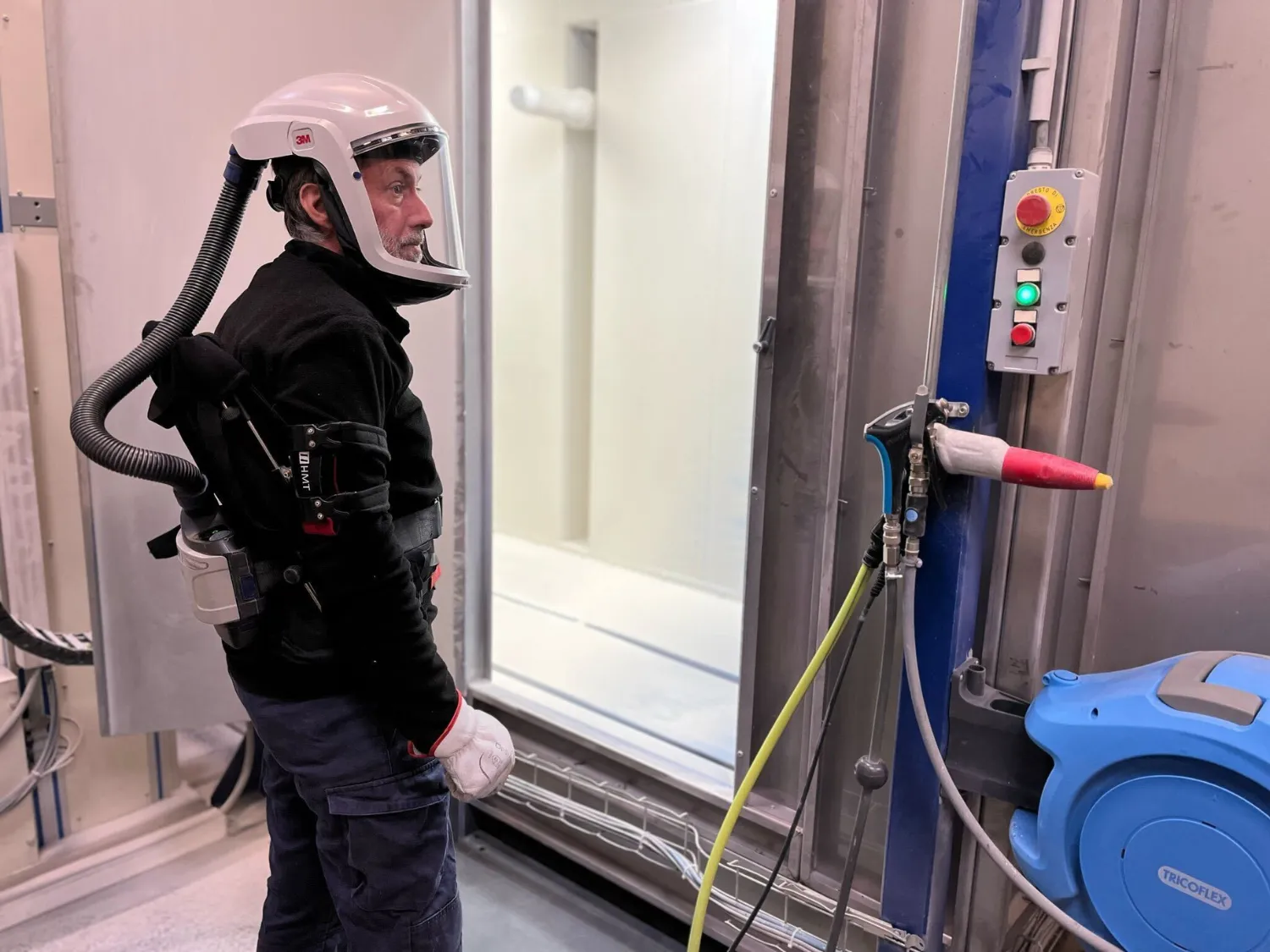 Quels sont les avantages d'un soutien ergonomique en peinture industrielle 