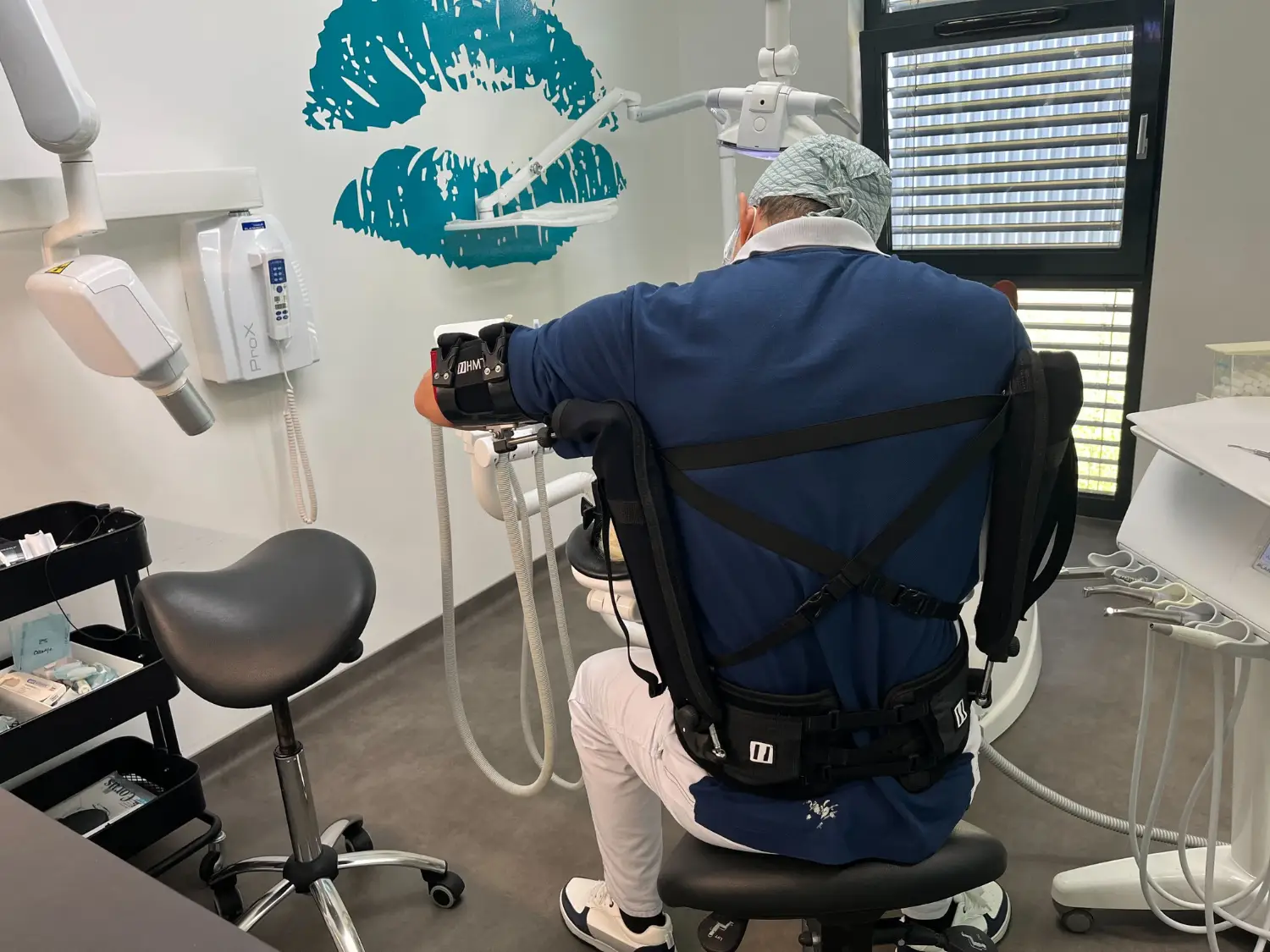 Témoignage d'un dentiste avec un exosquelette