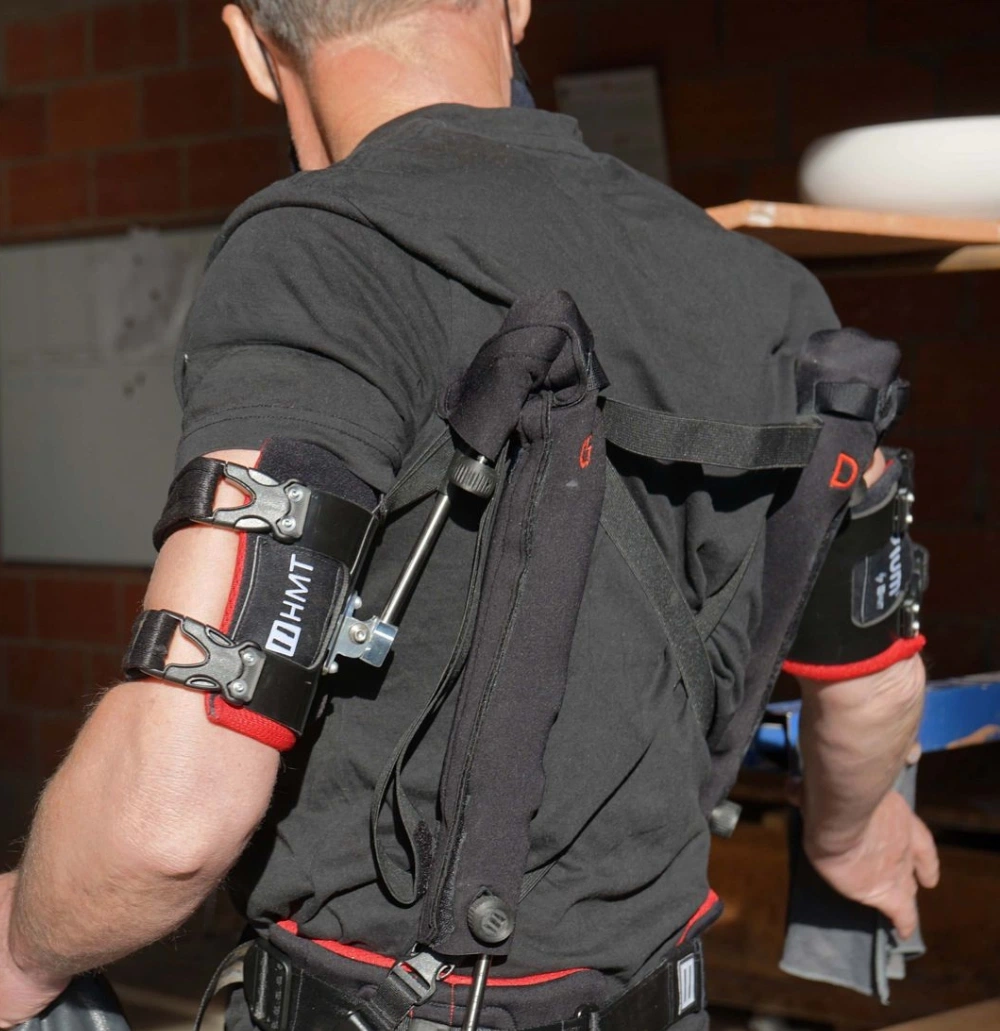 Exosquelette dans l'aéronautique
