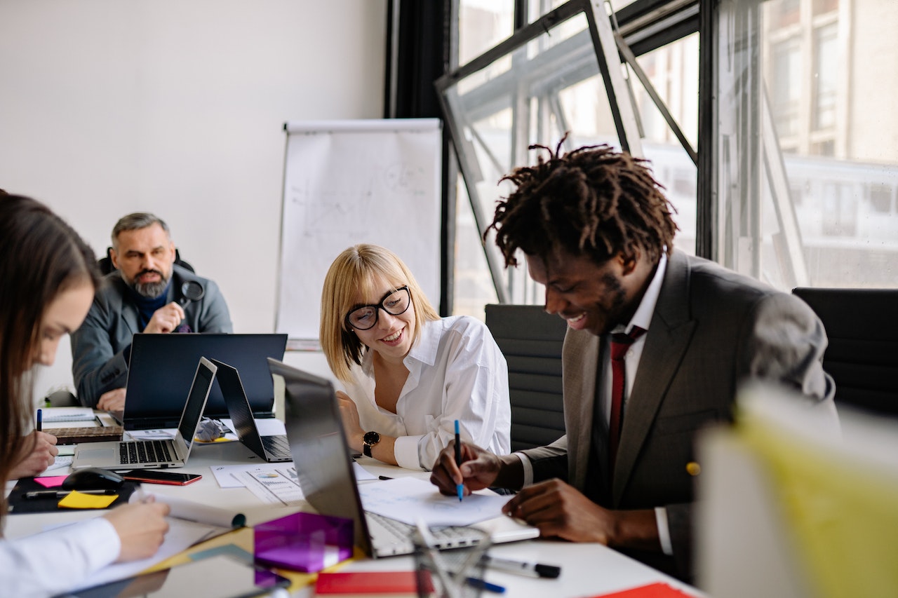 6 essential team management skills for effective leaders in 2025