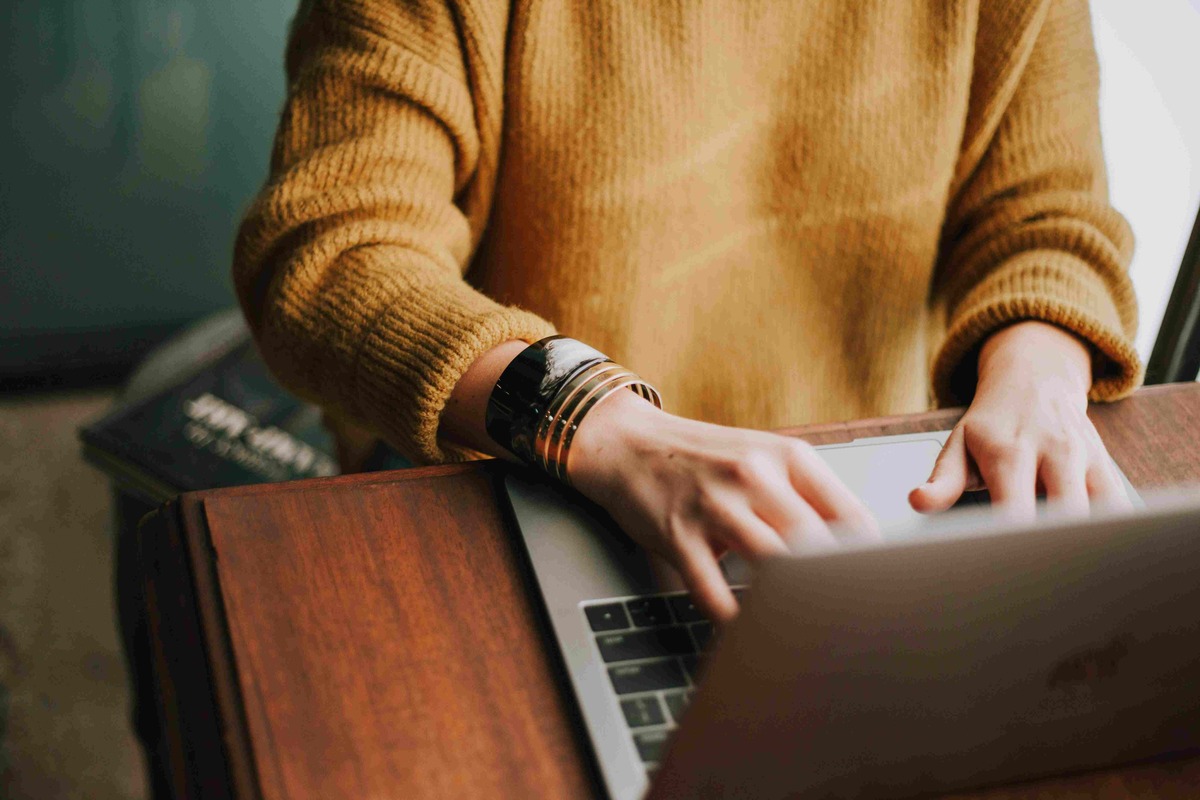 Drive change by starting meaningful conversations on survey comments