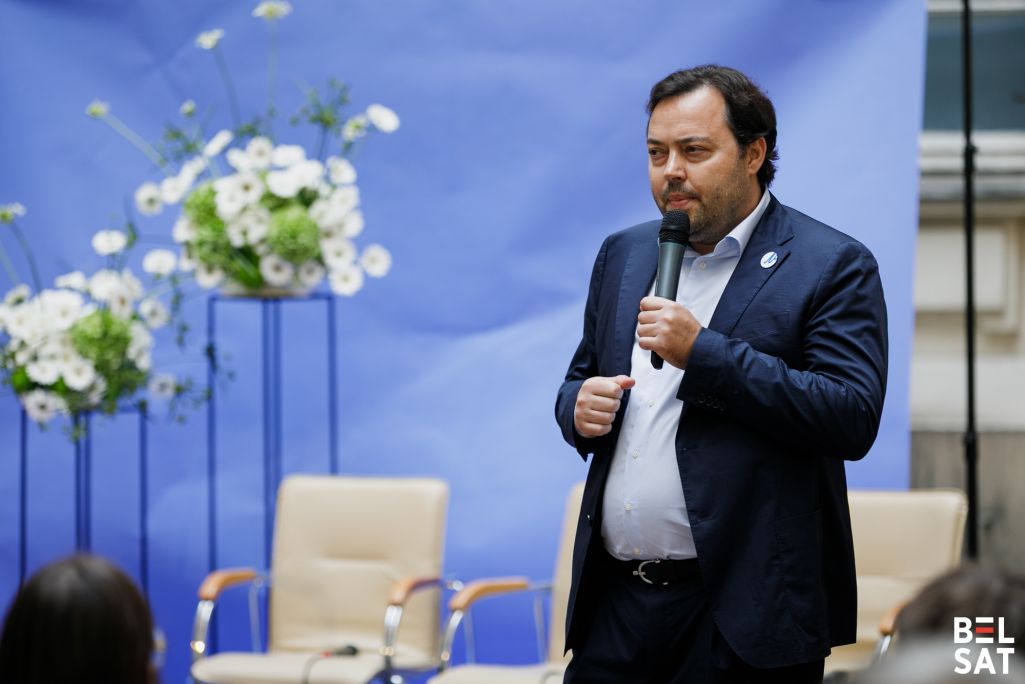 Павел Мацукевіч на адкрыцці фестывалю «Maldzis». Варшава, Польшча. 7 верасня 2025 года. Фота: Белсат