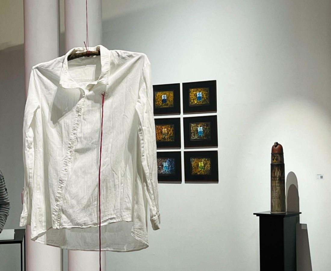 Экспанаты выставы “Застацца”, прысвечанай Алесю Пушкіну