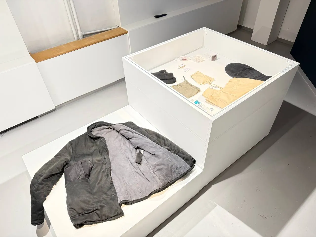 «Кропка ўваходу — 123»