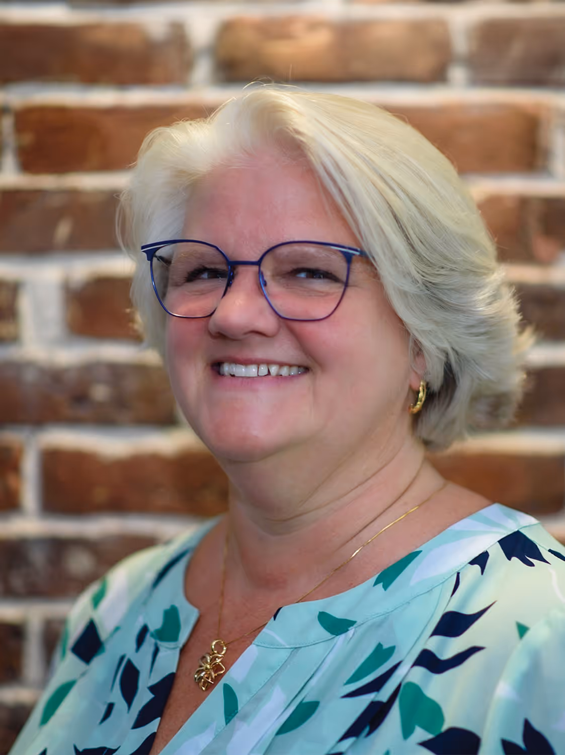 Kelly Auger-Foti Headshot