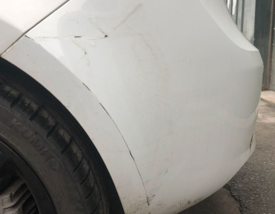 Integrity Smart Repairs - white car damage image 