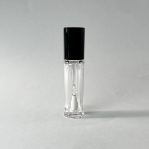 Bottle with Ceramic Applicator