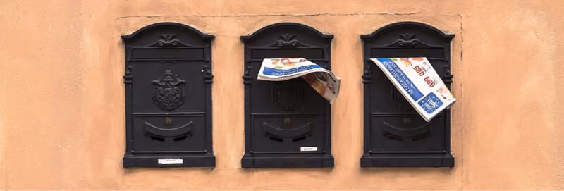 créer flyer association communication