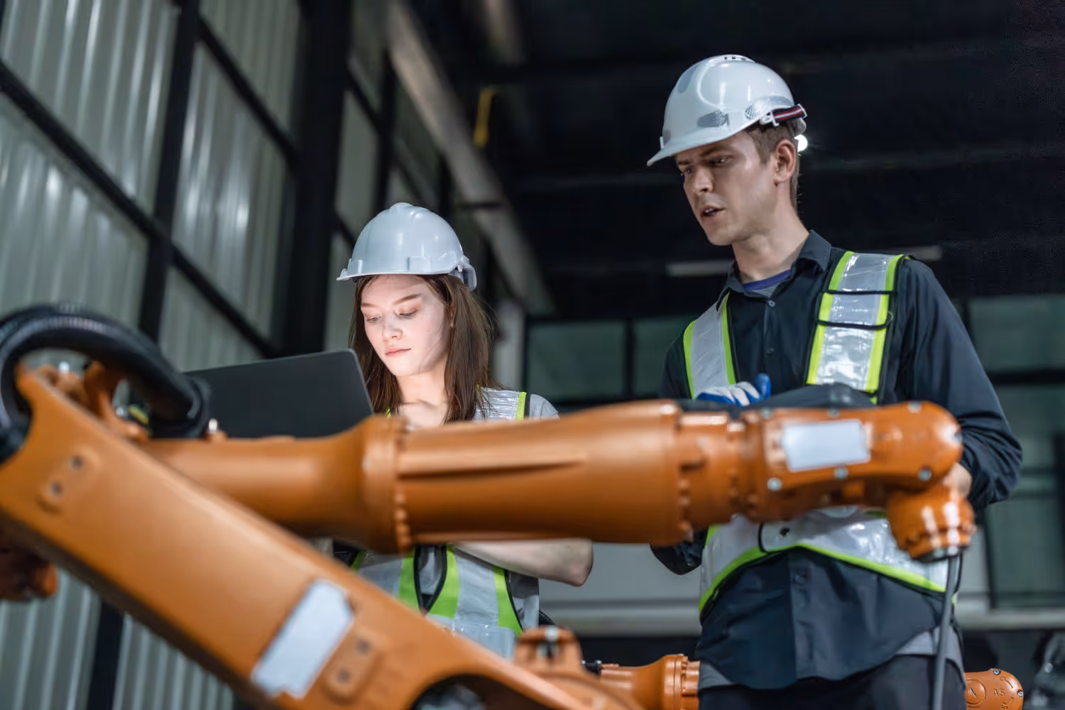 Technisch medewerker Hydraulische Cilinders