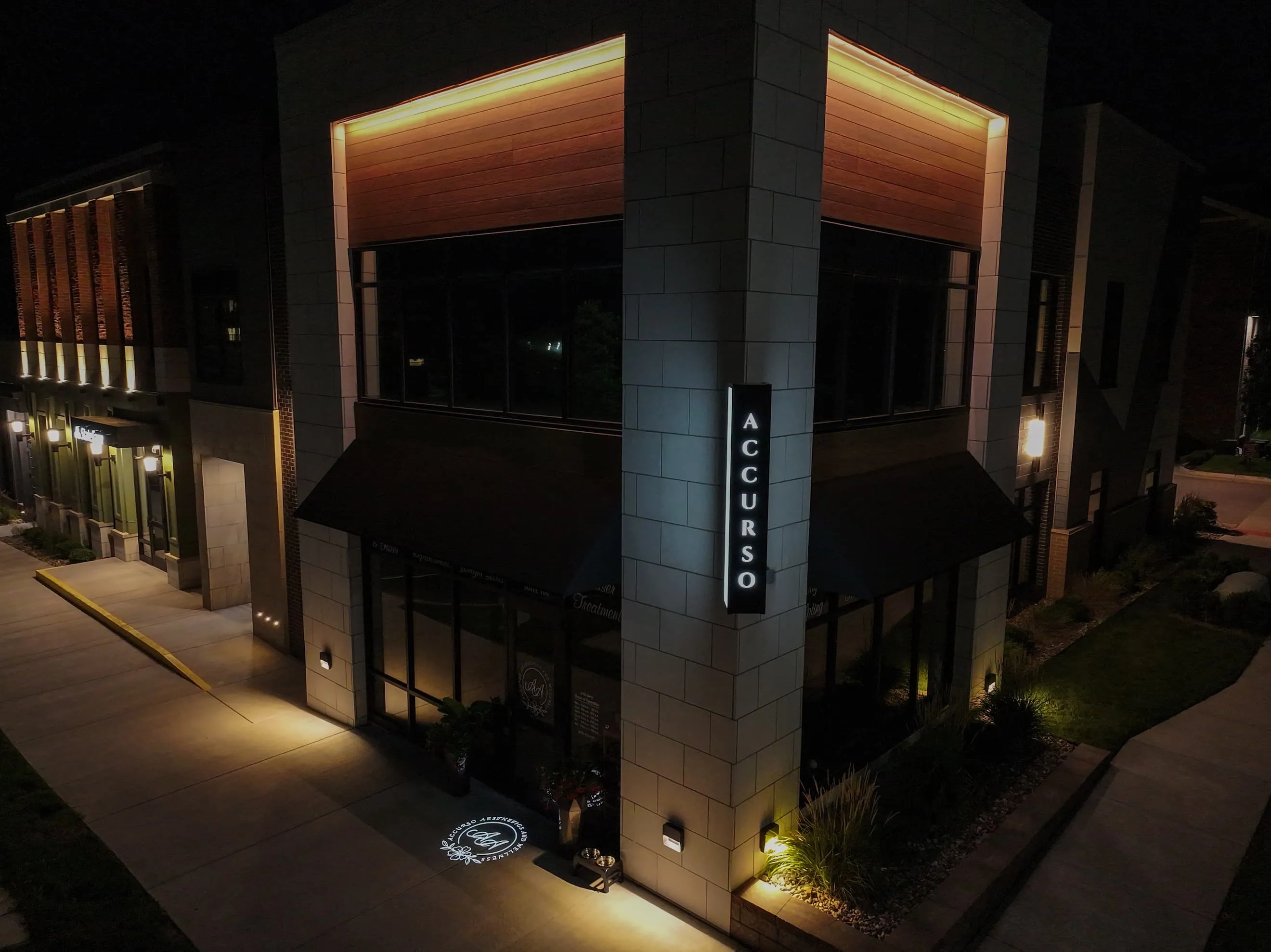 Night shot of Accurso Aesthetics, Medical Spa Lee's Summit