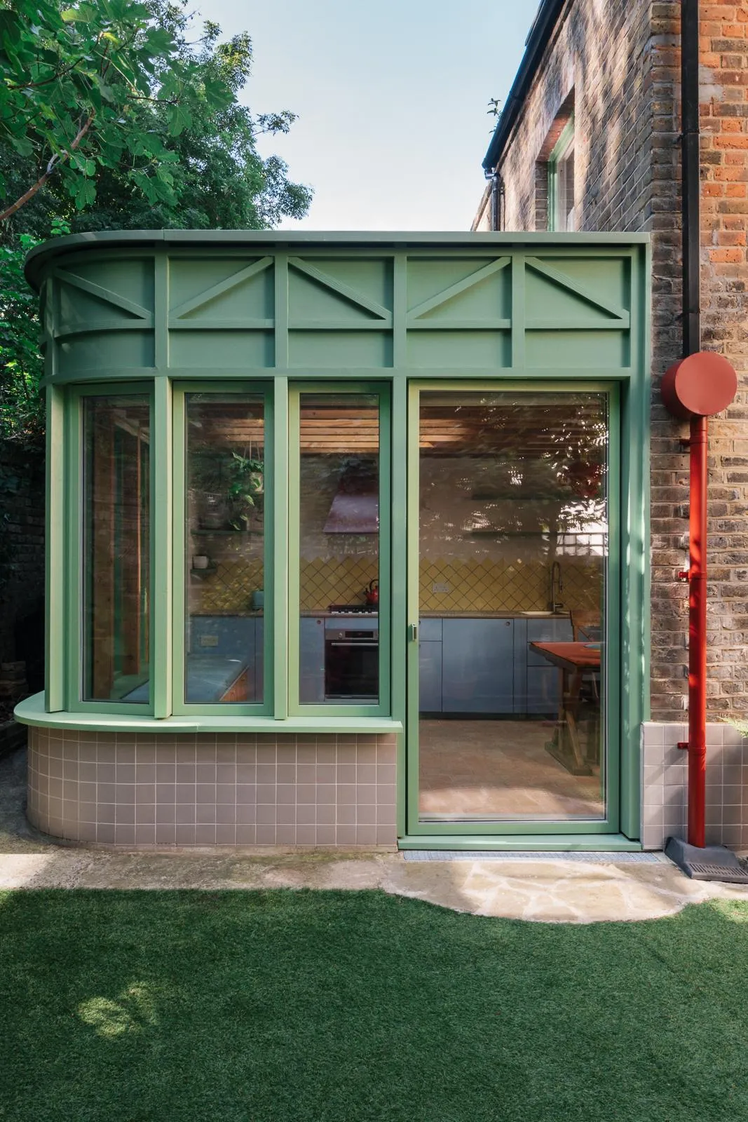 Photo of the side elevation of the project. By Office S&M, RIBA Chartered Architectural Practice in London.