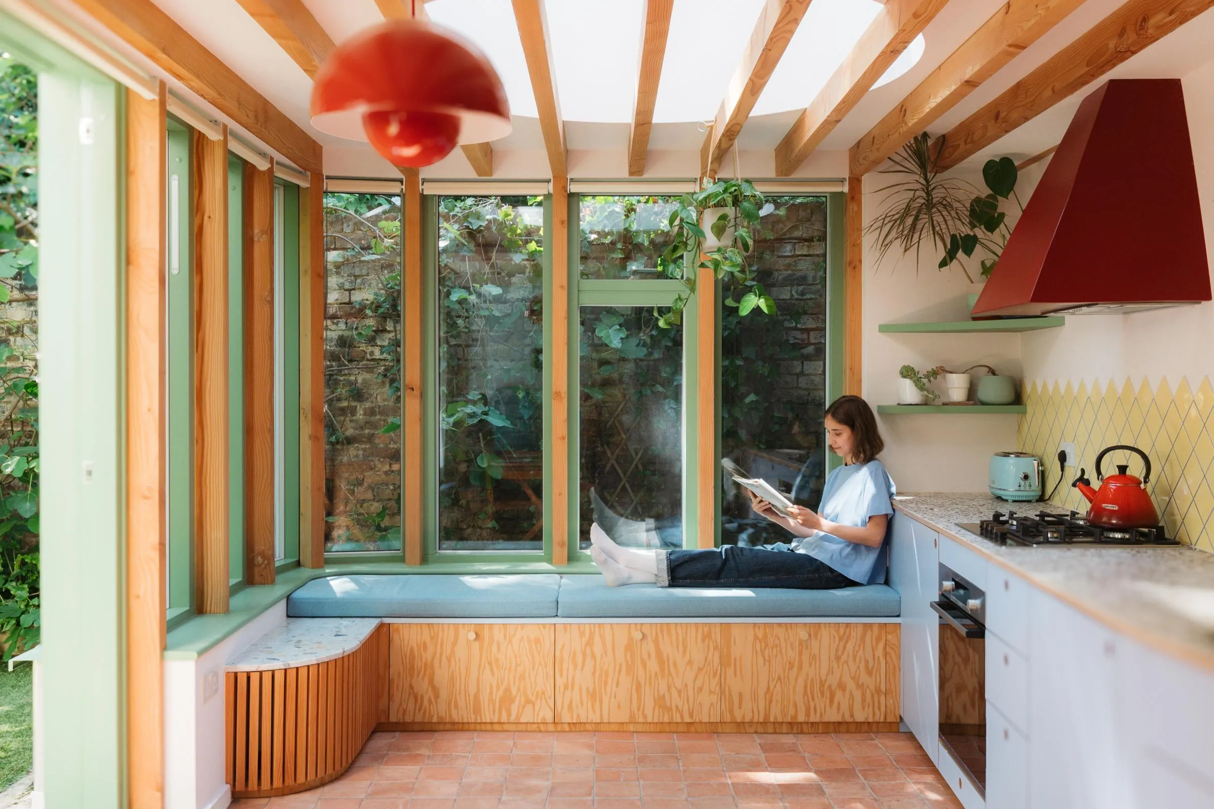 Internal photo of the kitchen and breakout space. By Office S&M, RIBA Chartered Architectural Practice in London.