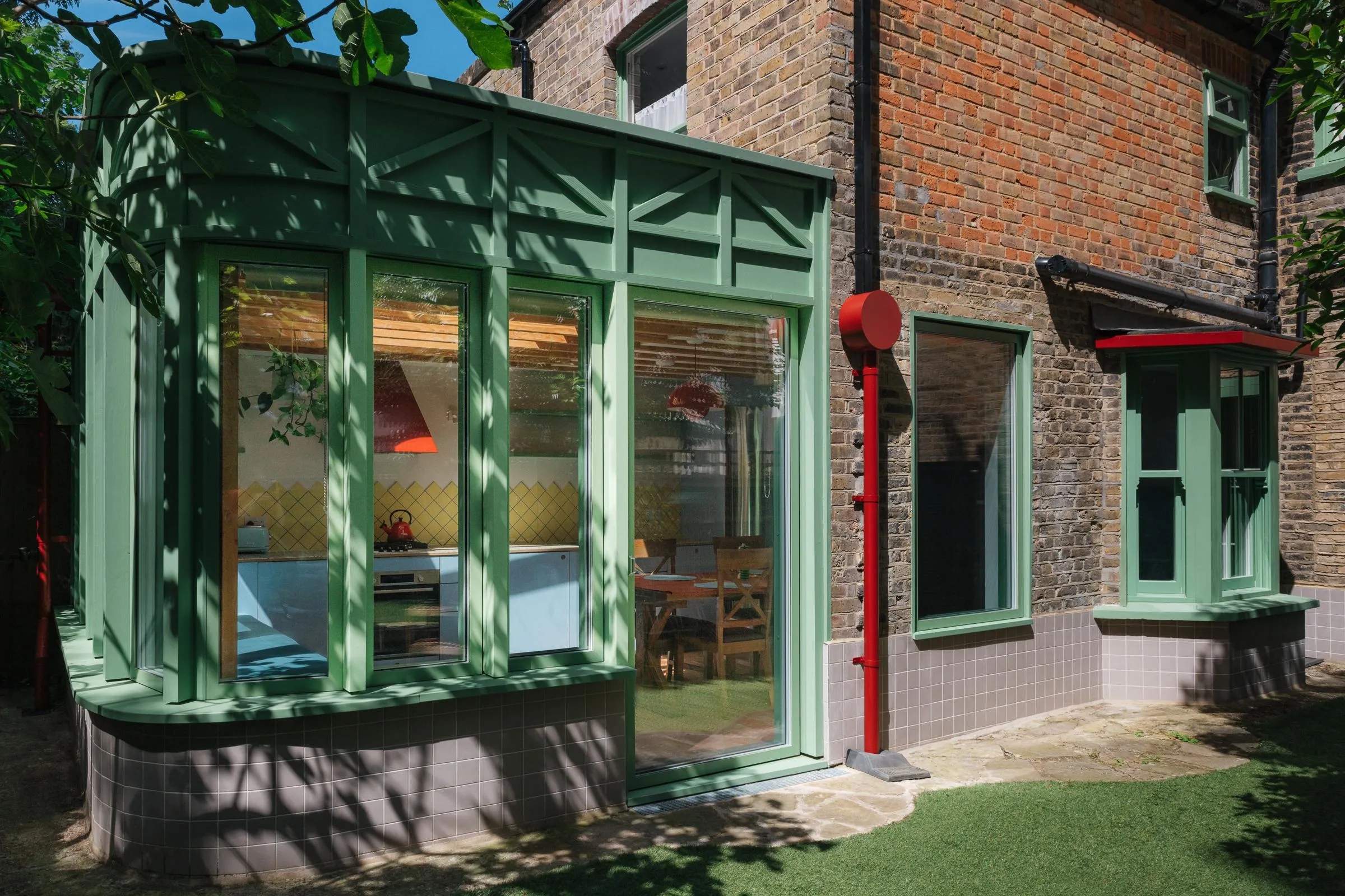 Photo of the extension from the garden. By Office S&M, RIBA Chartered Architectural Practice in London.