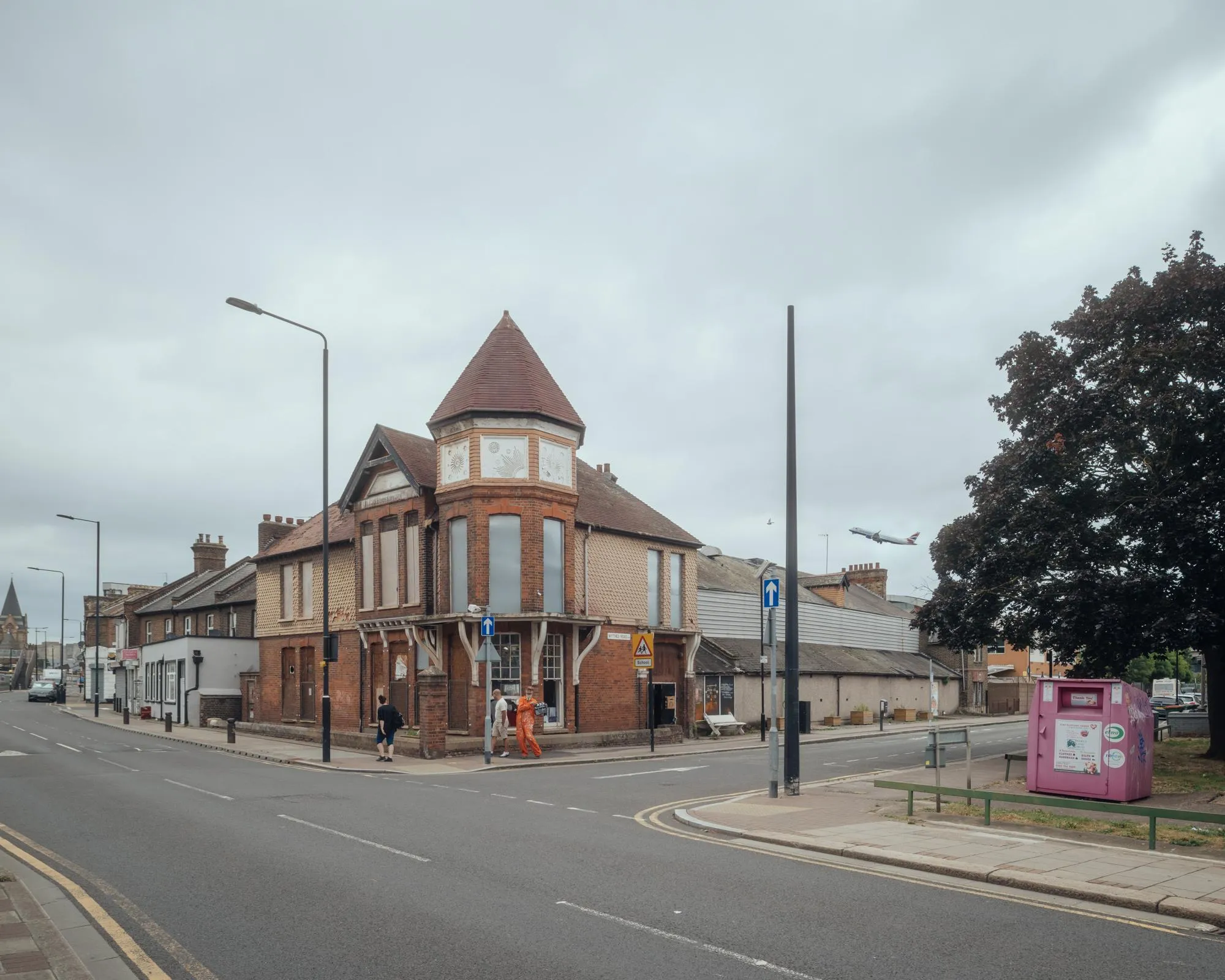 External wider photo, showing the building and the immediate context. By Office S&M, RIBA Chartered Architectural Practice in London.