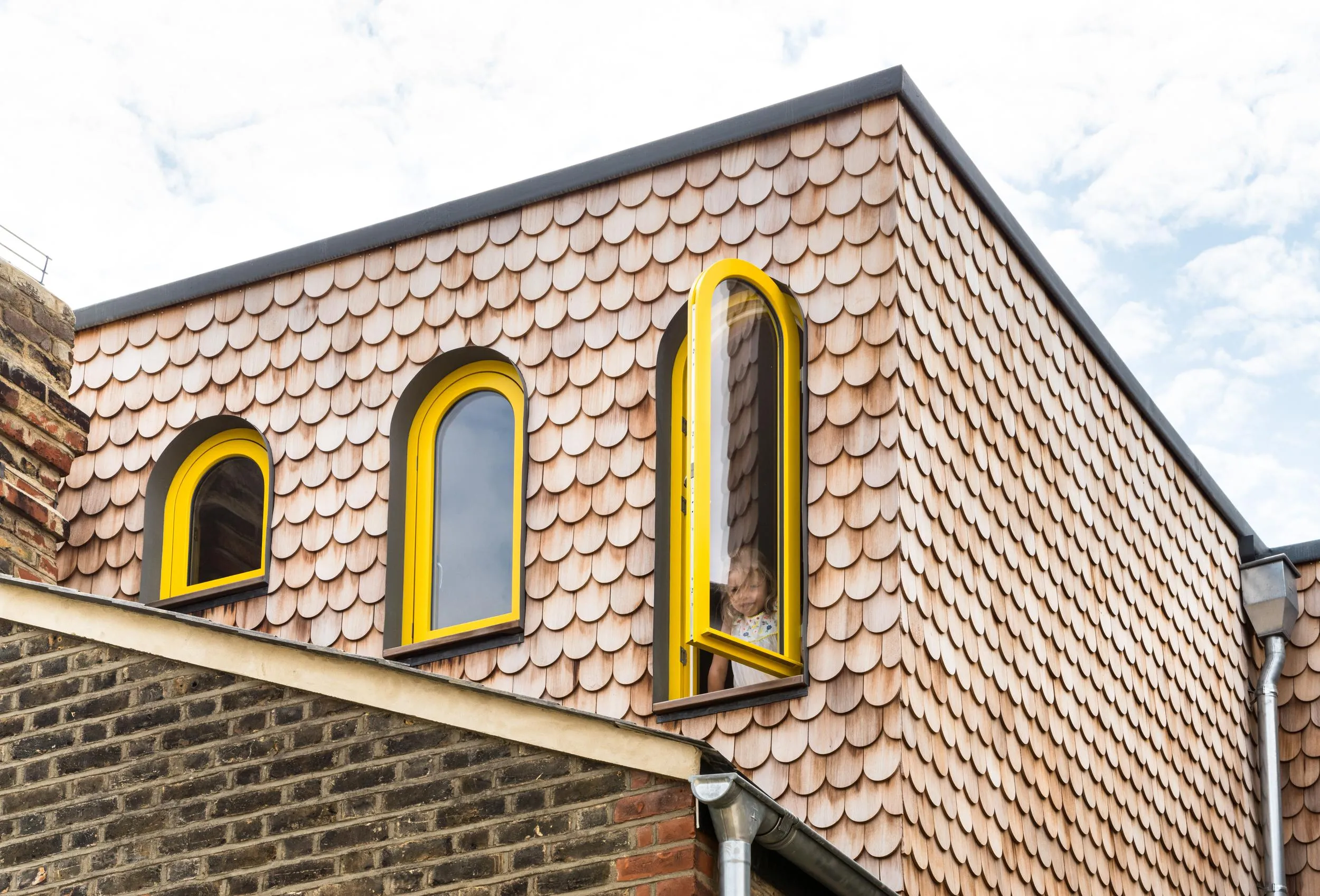 Zoomed in detail photo of the top extension. By Office S&M, RIBA Chartered Architectural Practice in London.
