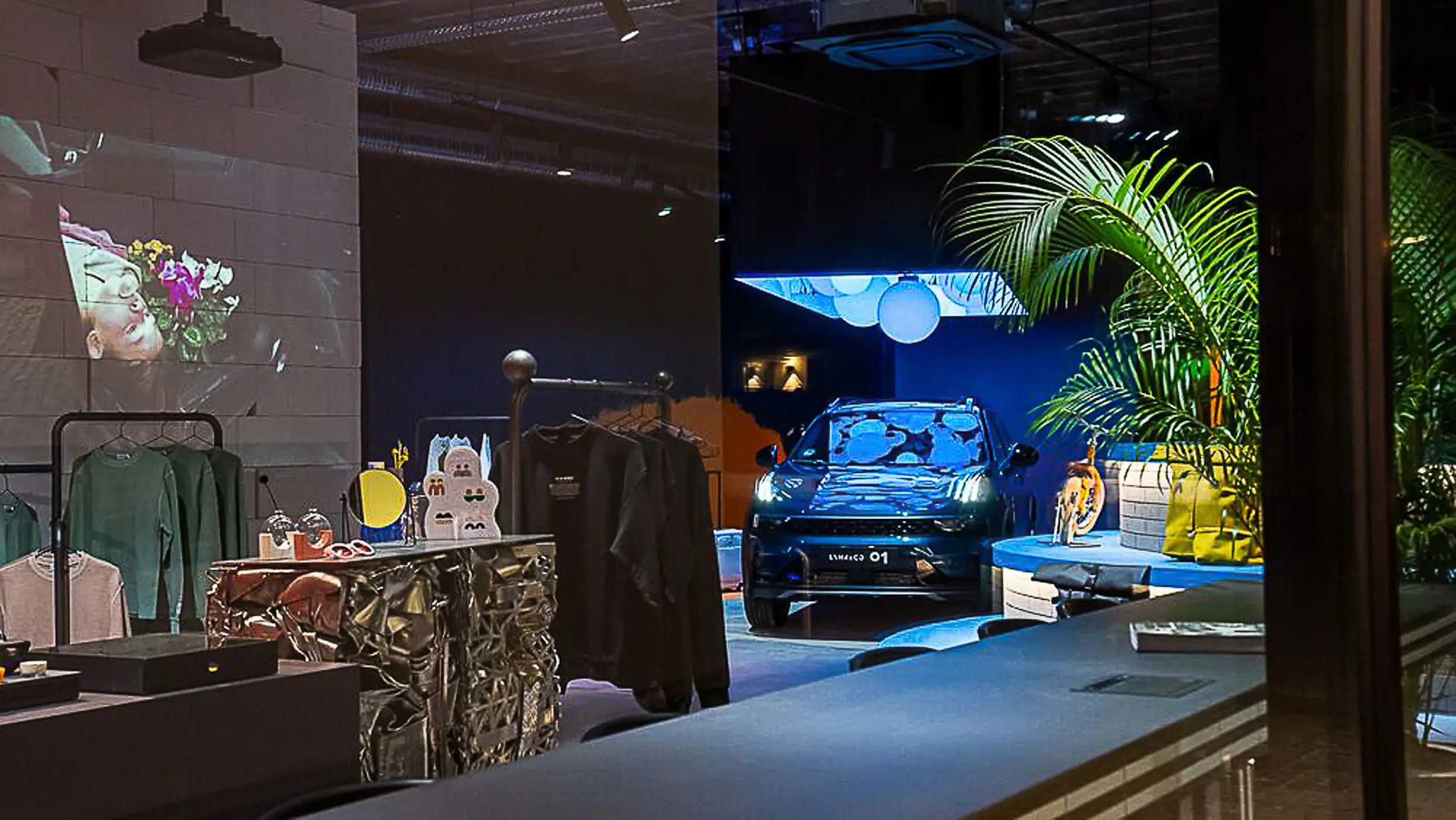 Showroom-Setup in der Eventlocation fancyrosi.studio für Corporate Events