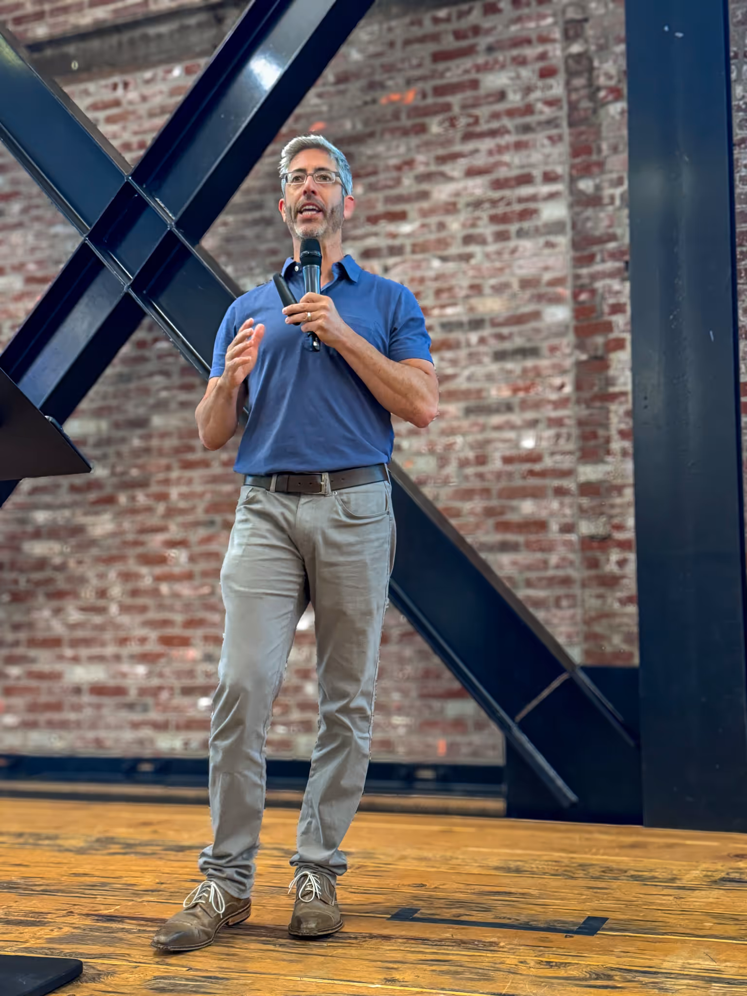 Jordan Plawner at a speaking event.