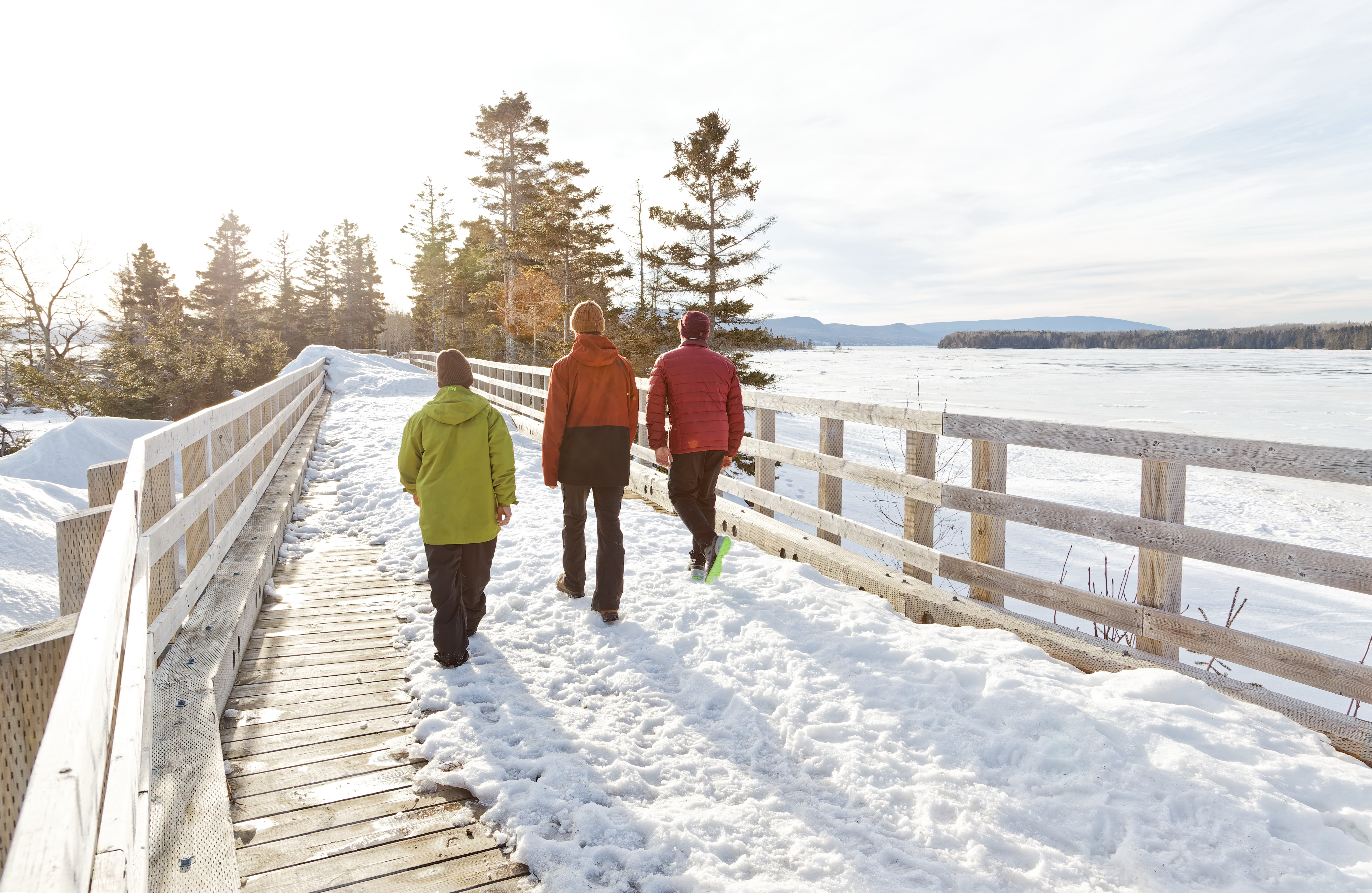 Randonnées d’hiver à Gaspé : un hiver actif, grandiose et accessible