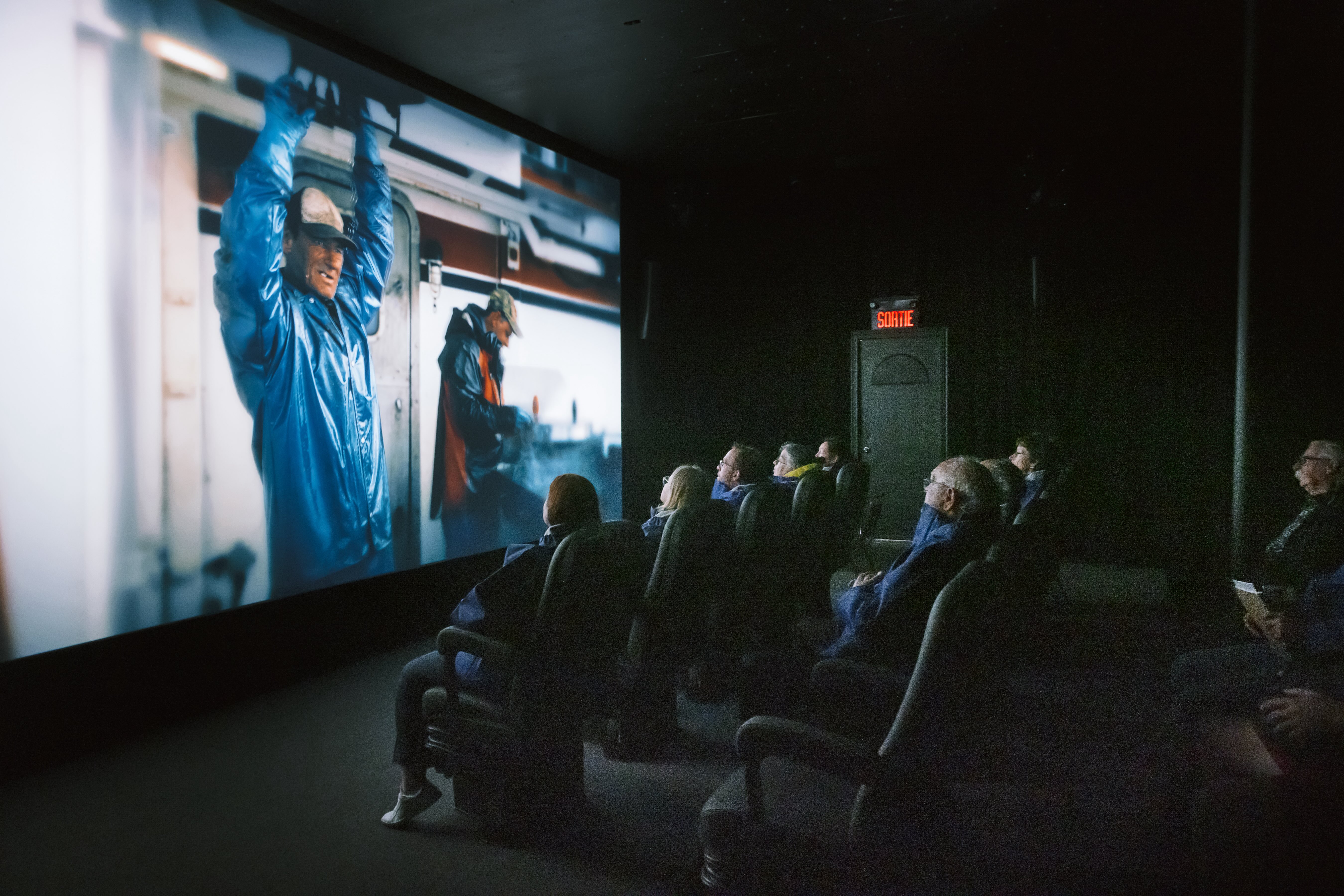 Salle de l'Expérience 4D de Cap au large à Rivière-au-Renard, immersion dans l'univers de la pêche en haute mer.