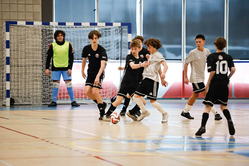 Interviews with the first futsal players and coaches to participate in the Manitoba Games. 