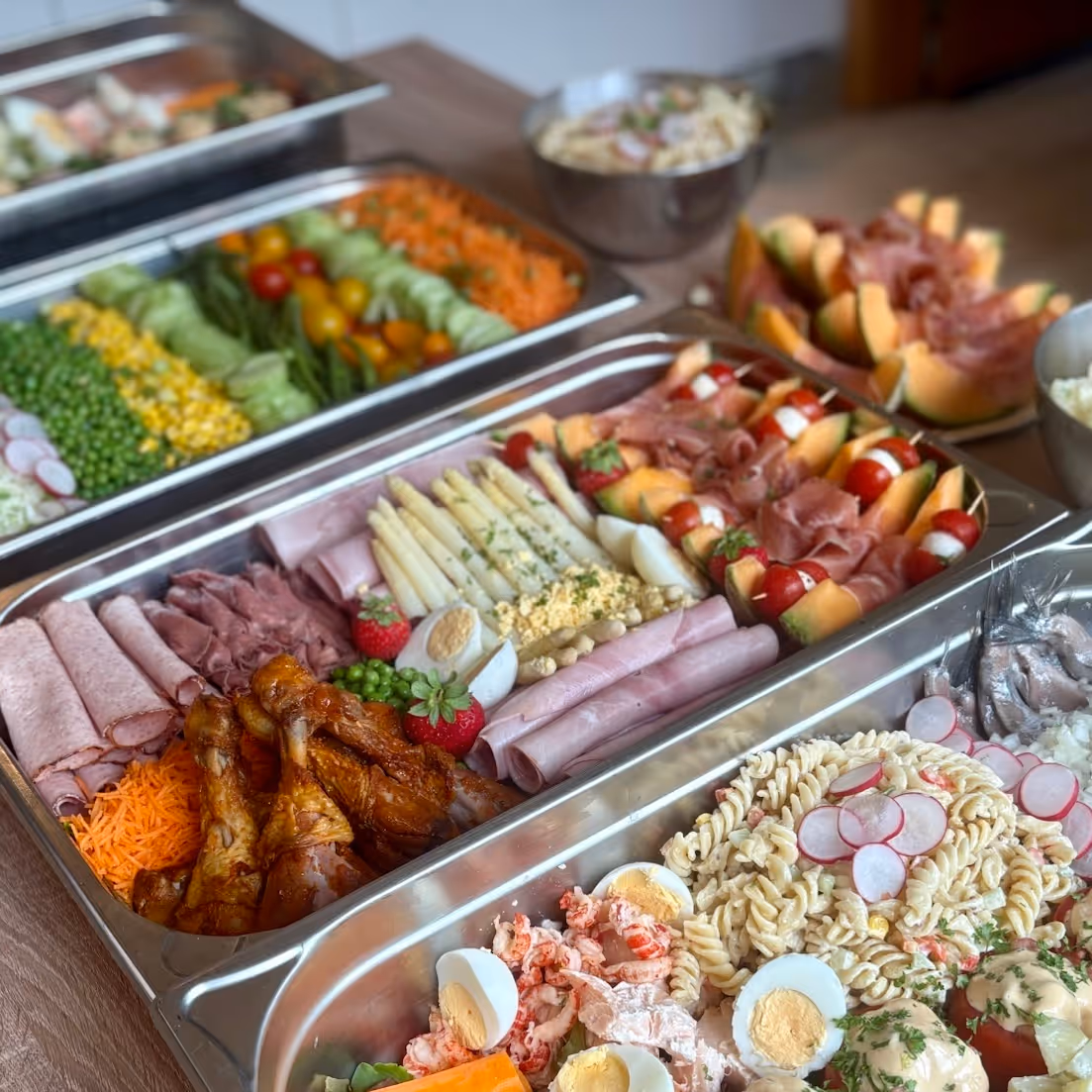 image of a main course assortment (for a chinese restaurant)