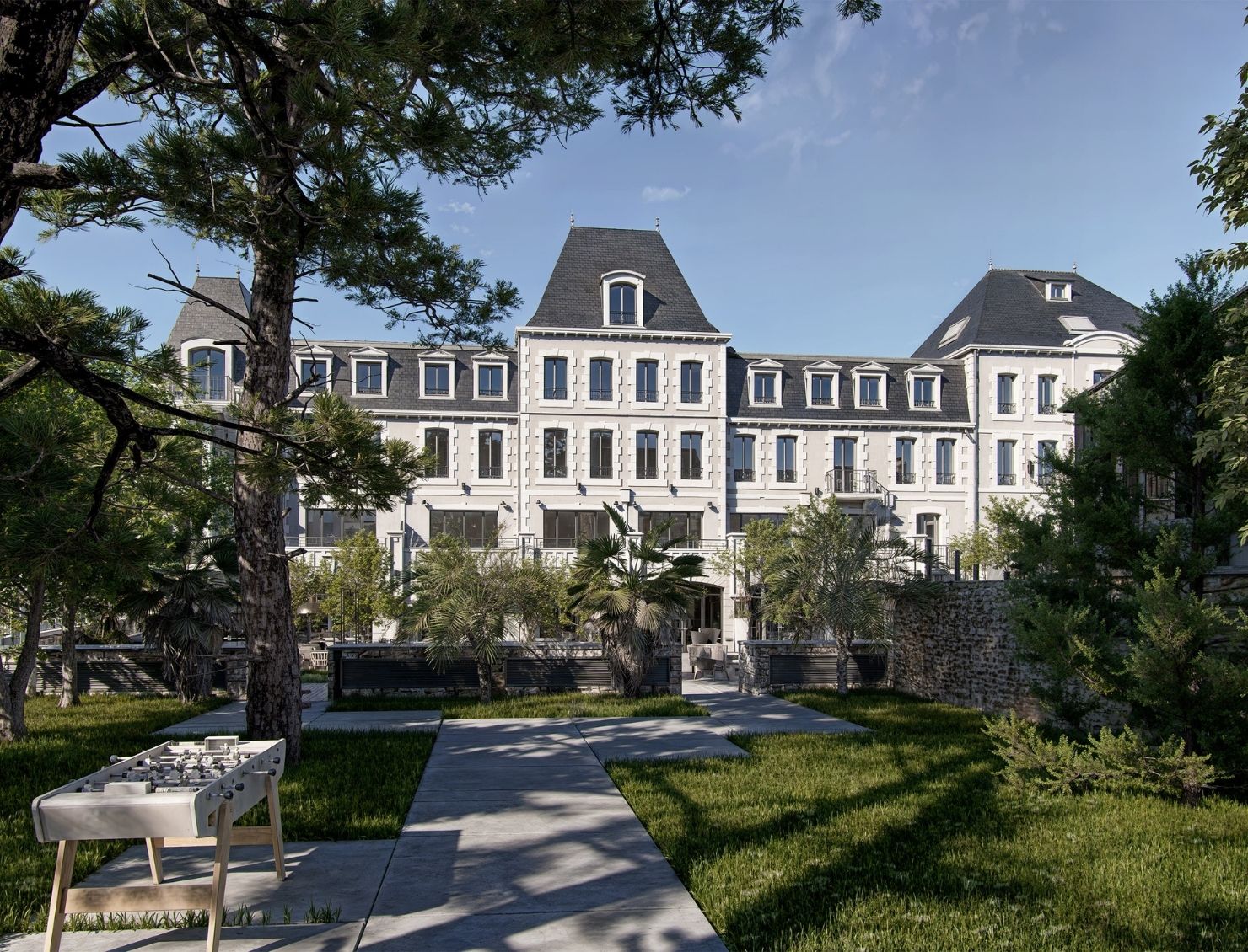 Elegant facade of the Grand Hotel de Courtoisville in Saint-Malo, a luxury 4-star hotel in Brittany near the city center and the seaside.