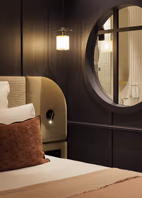 Chambre et suite de luxe au Grand Hôtel de Courtoisville à Saint-Malo, hôtel spa 4 étoiles avec piscine.