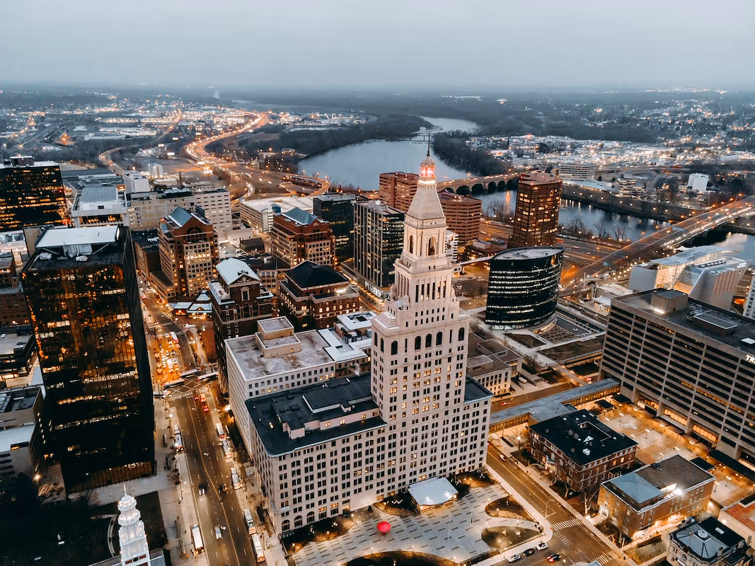 Hire the Best Executive Assistants in Hartford CT