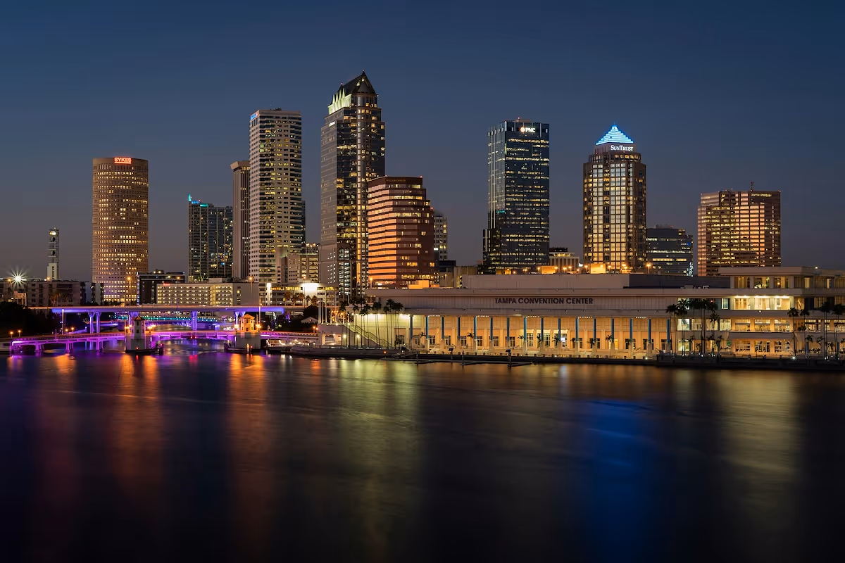 Hire the Best Executive Assistants in Tampa