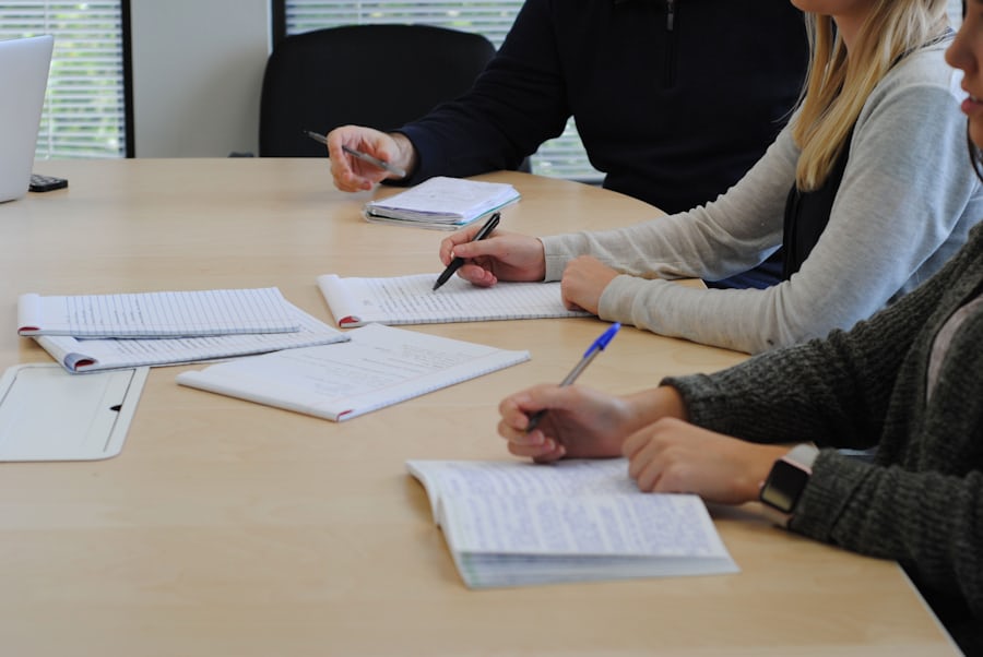 Contract Management KPIs: The Executive Guide to Scaling with Confidence