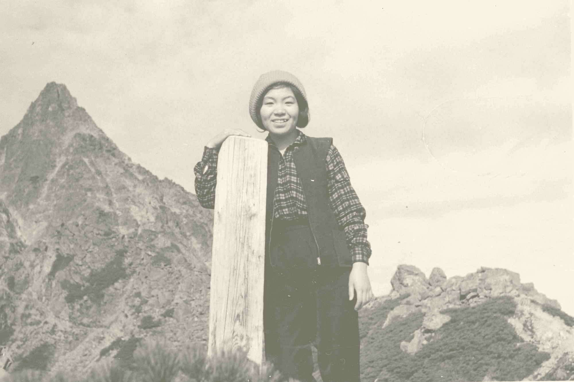 Photo de Junko Tabei, devant à l'Everest