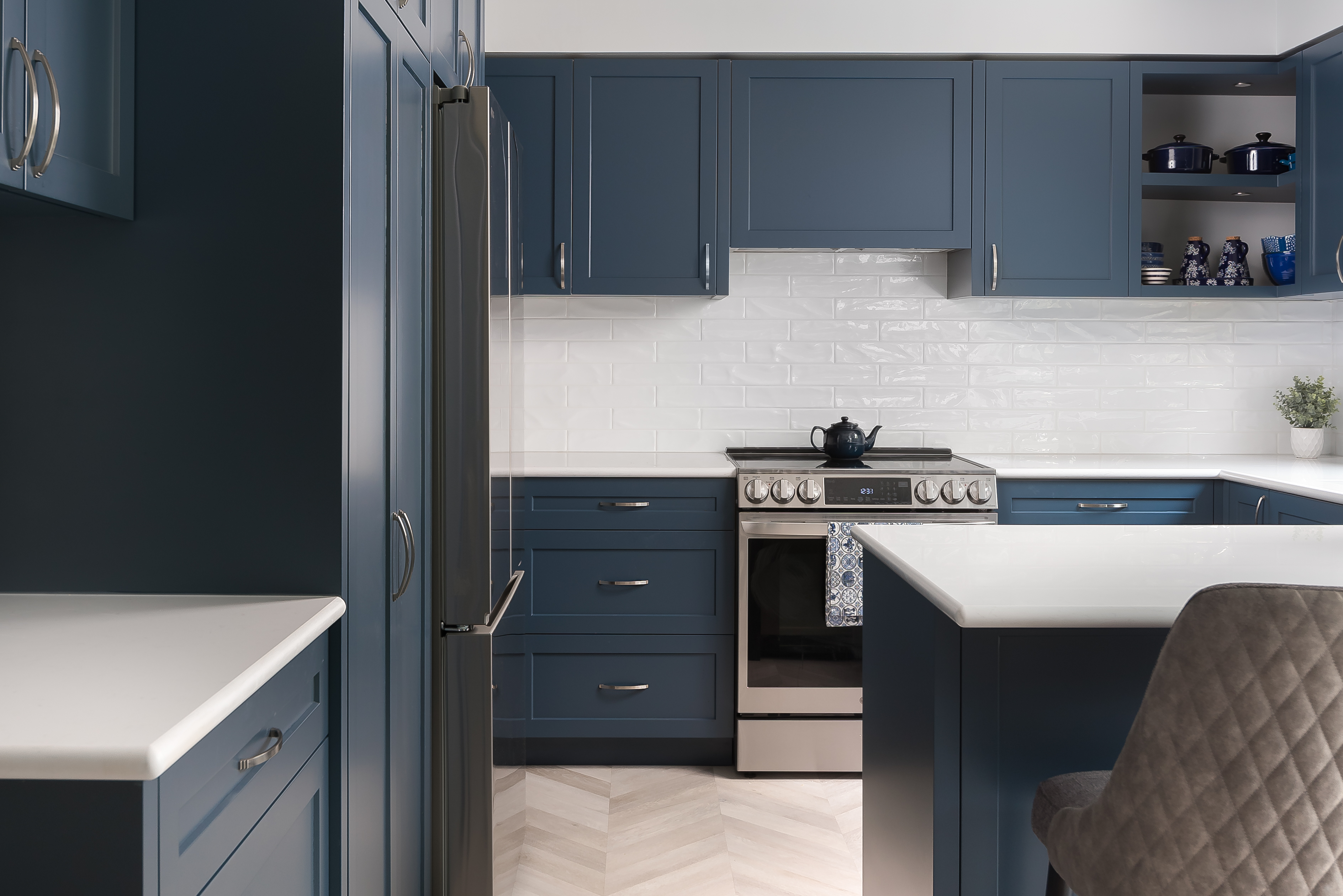 Custom kitchen storage solutions by Goosen Inc. in Kitchener, Ontario, featuring expertly crafted cabinetry, modern millwork, and spacious shelving in a contemporary residential kitchen.