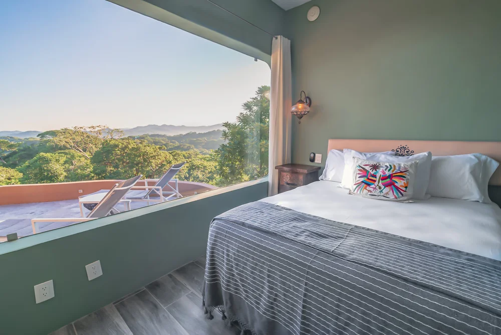 TAoA Retreat - Emerald Grove Room