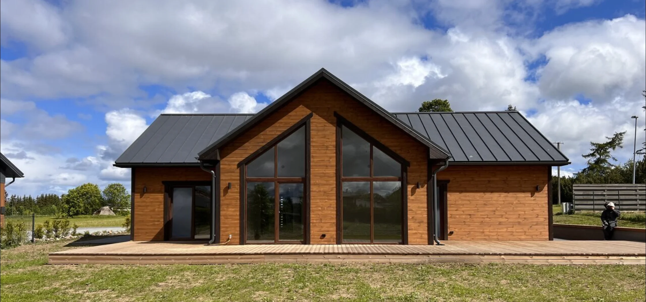 Special-shaped house.