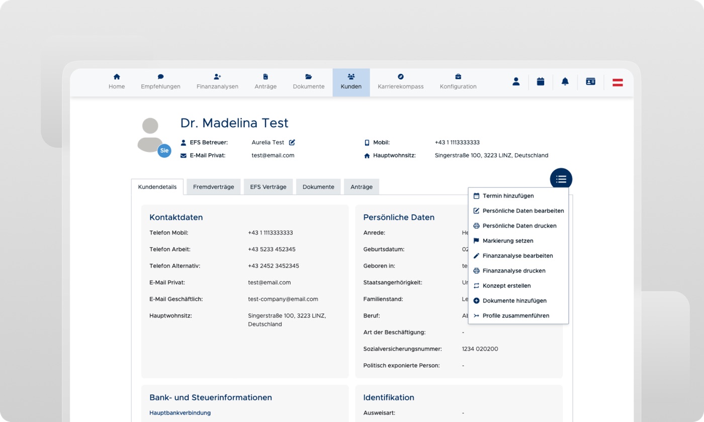 Customer detail view in the insurance sales portal