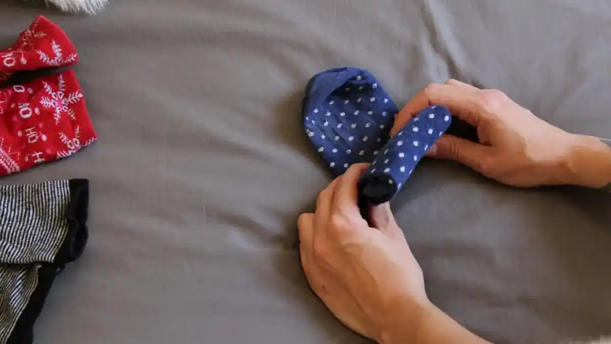 Comment plier des bas façon Marie Kondo ?