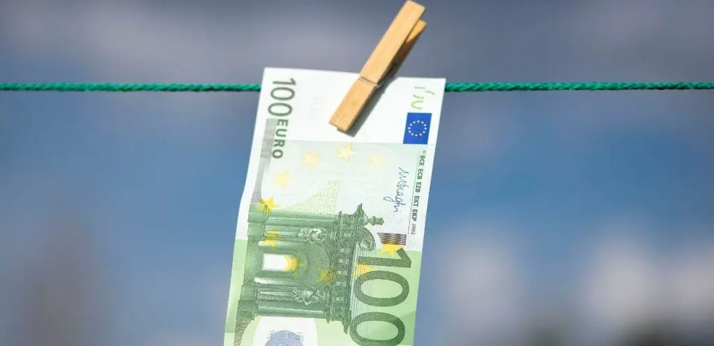 Comment économiser 100 € par mois ?